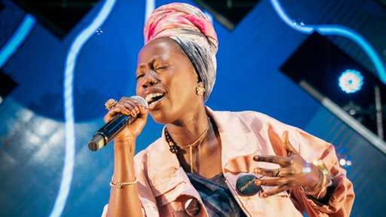 Singer Zaituni: My mother didn't want to be involved in my music